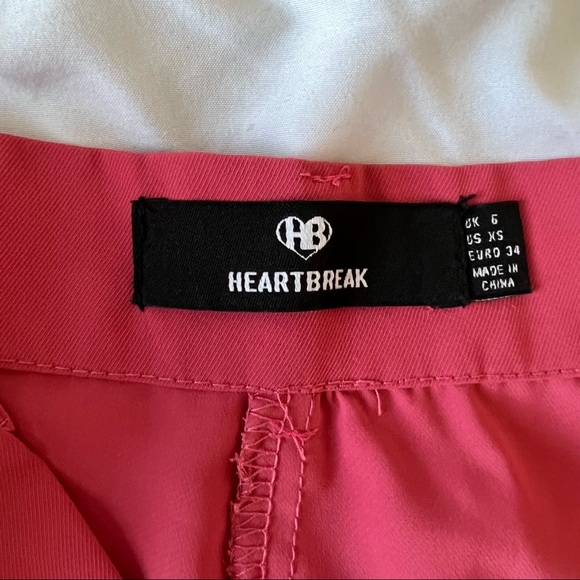 {SOLD} Heartbreak Longline Tailored Shorts - Picture 7 of 7